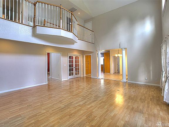 5th image of 1106 168th St E
