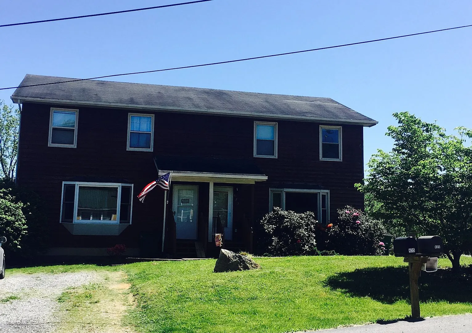 3 Bedroom 1.5 Bath Duplex — Photo 1