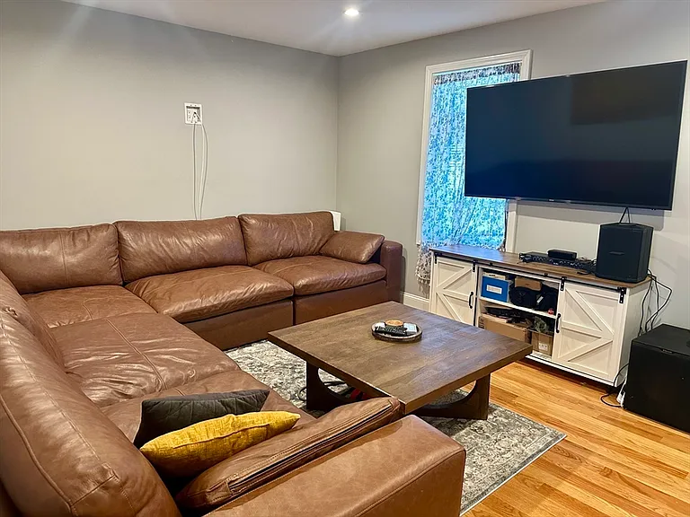 3 Marshall St #3 — Photo 12