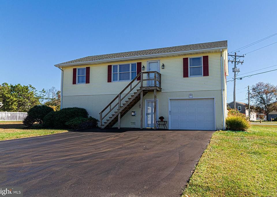 1st image of 38174 Roy Creek Ln