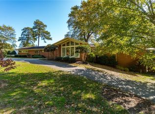 1150 E Woodland Rd, Petersburg, VA 23805