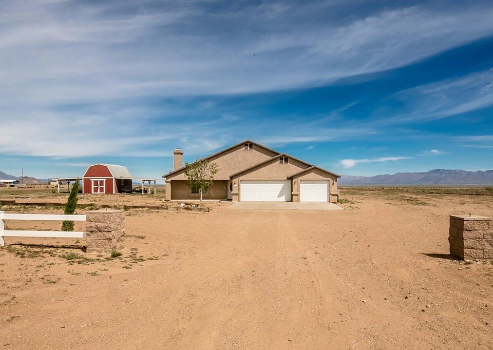 1st image of 4349 E Calle Gln