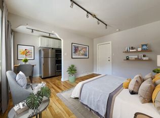 2408 N Kedzie Blvd #302, Chicago, IL 60647