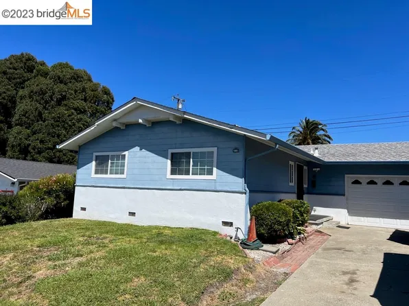 3027 Jo Ann Dr, Richmond, CA 94806