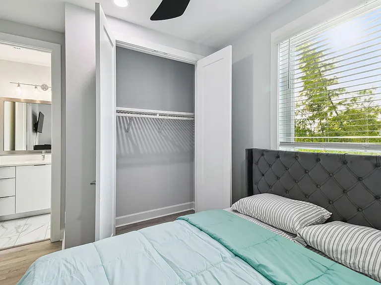 1520 N Pierce St #4 — Photo 34