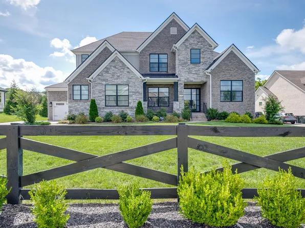 1053 Annecy Pkwy, Nolensville, TN 37135