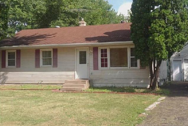 1st image of 217 Bellwood Ave E