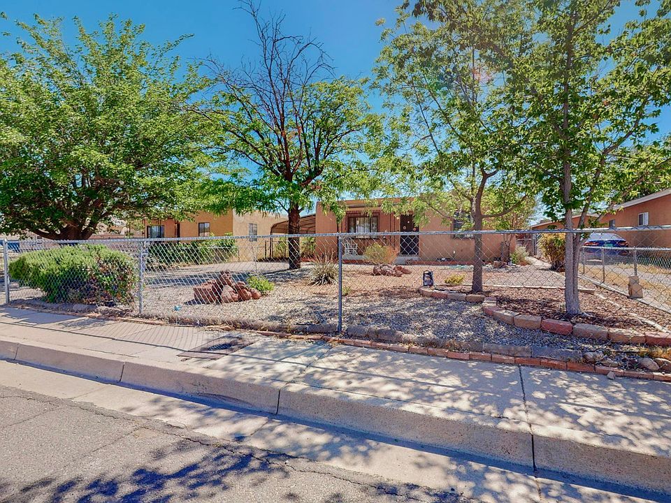 1st image of 934 Ortiz Dr SE