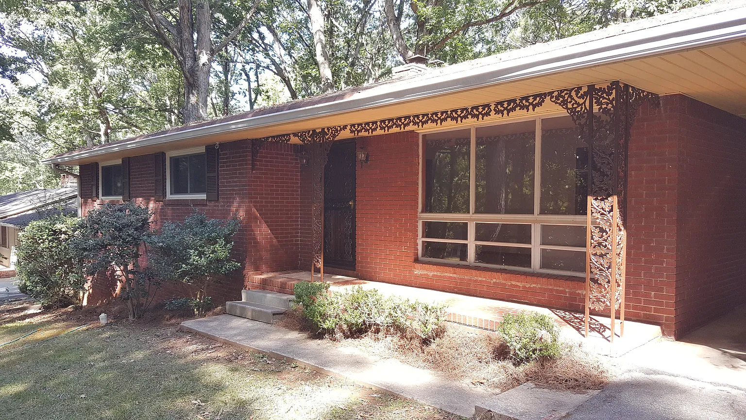 1250 Elva Dr SW photo 1