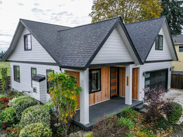 3346 Zane Ln, Eugene, OR 97404