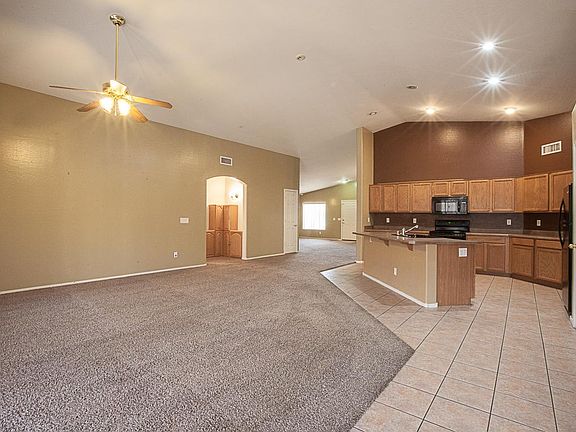 5th image of 10526 E Dolphin Ave