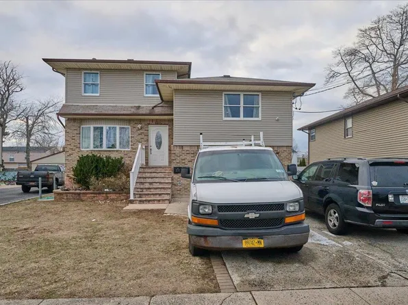 231 New York Avenue, Westbury, NY 11590