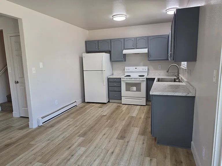 2985 Emerald Cir — Photo 10