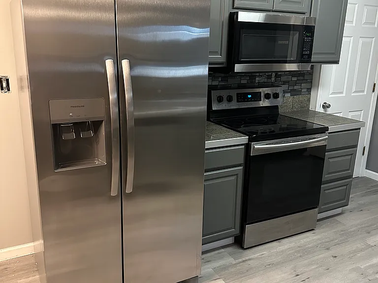 401 Holl Rd NE — Photo 6