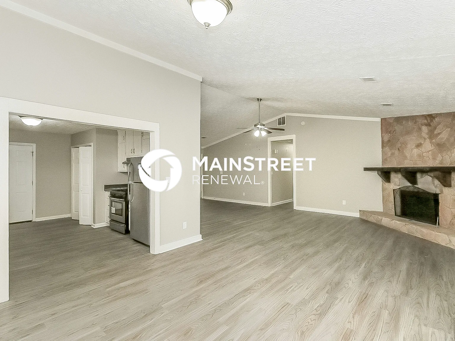 640 Post Oak Rd — Photo 2