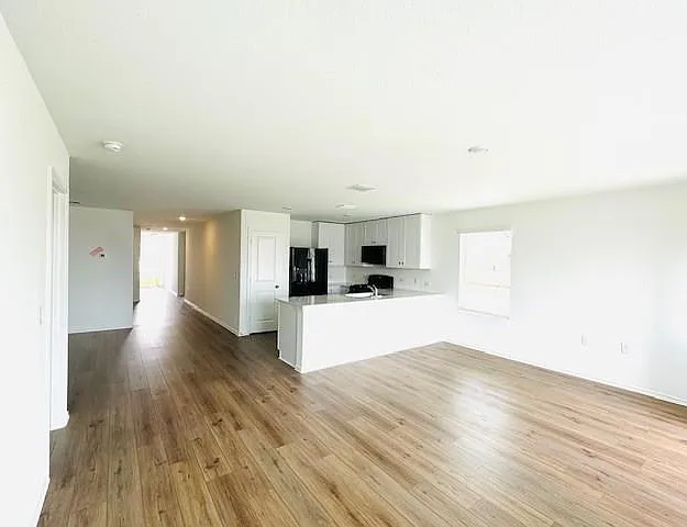 14425 Treyvon Rd — Photo 21
