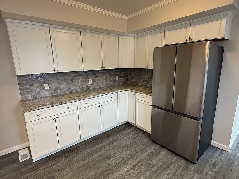 1901 Huddle St — Photo 6
