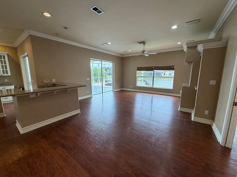 3425 Anton Ct — Photo 14
