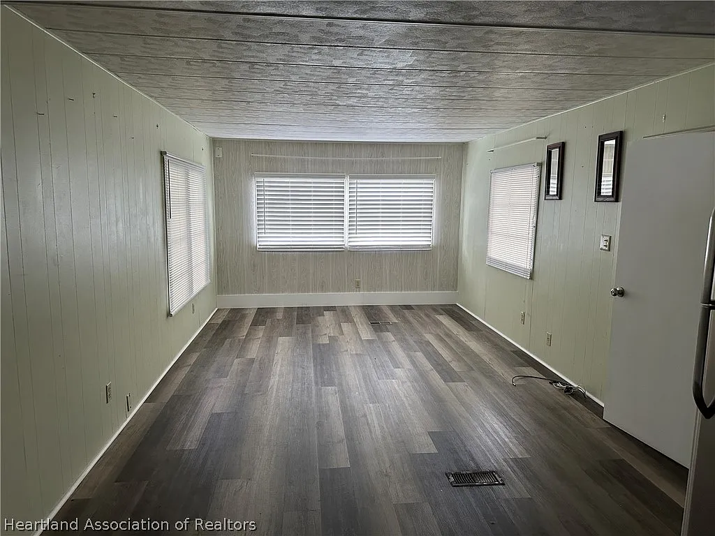 2 bed, 1.0 bath, 672 sqft, $850 — Photo 3