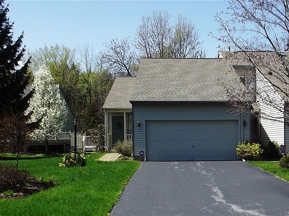 4th image of 1121 Fern Hollow Dr