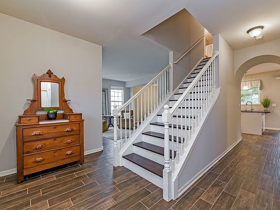 2nd image of 246 Berkshire Ln
