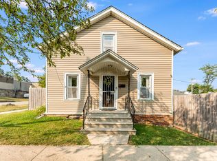 263 Bridge St, Joliet, IL 60435