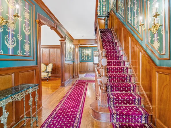 3821 Avenue S image 4 of 42