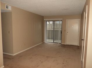 602 SE 291 Hwy APT 305, Lees Summit, MO 64063