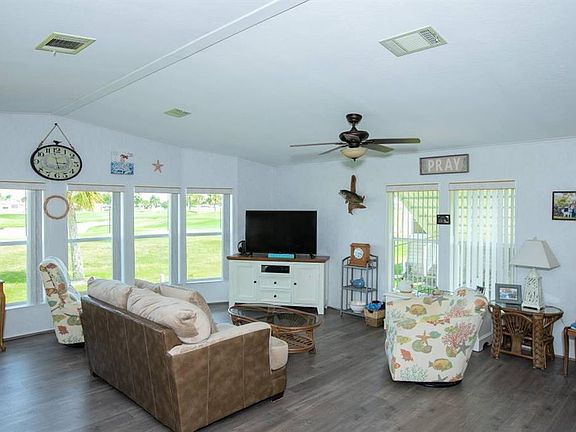 4th image of 1208 Barefoot Cir