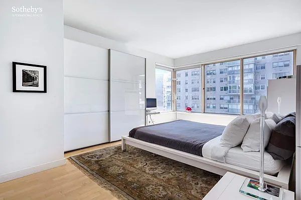 Rented by Sotheby's International Realty | media 5