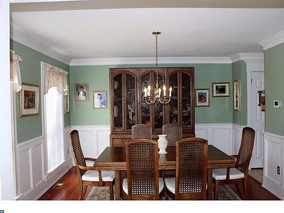 4th image of 1405 W Fernbrook Dr
