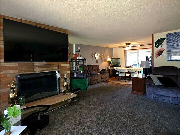 3rd image of 510 SE 98th Avenue
