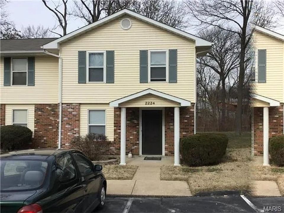 1st image of 2224 Highland Hill Dr