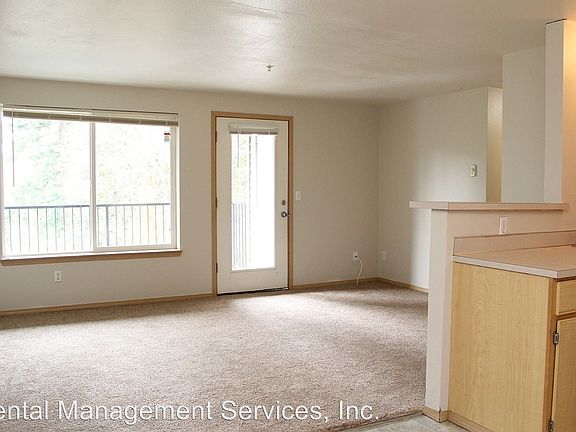 3rd image of 11712 SE Powell Blvd APT 12