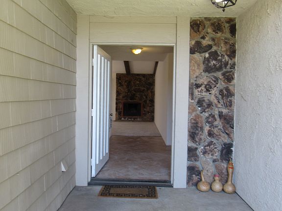 3rd image of 3469 Indian Mesa Dr