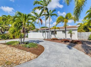 1517 NE 27th St, Wilton Manors, FL 33334