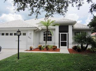 6257 Donnington Ct, Sarasota, FL 34238