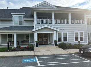 43 Kendall Ave APT G03, Sherborn, MA 01770