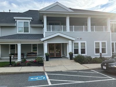 43 Kendall Ave APT G03, Sherborn, MA, 01770