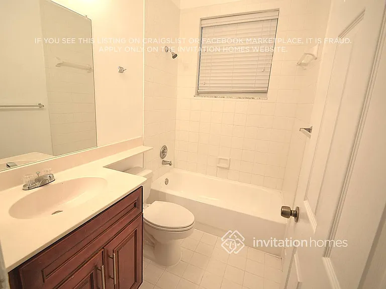 7704 Thornlee Dr — Photo 10