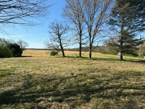 10141 Harder Rd, Three Rivers, MI 49093