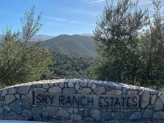 4th image of 35180 Sky Ranch Rd