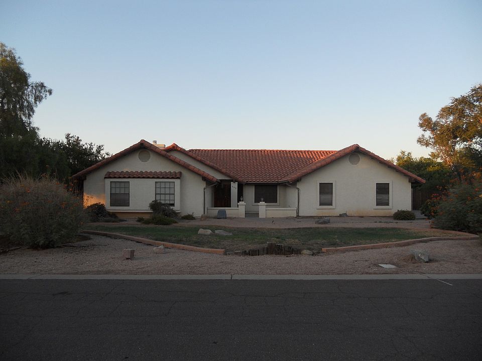 1st image of 600 E MESQUITE Street