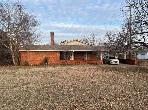 1427 S 16th St, Chickasha, OK 73018