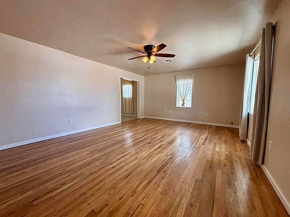 4th image of 820 8th St