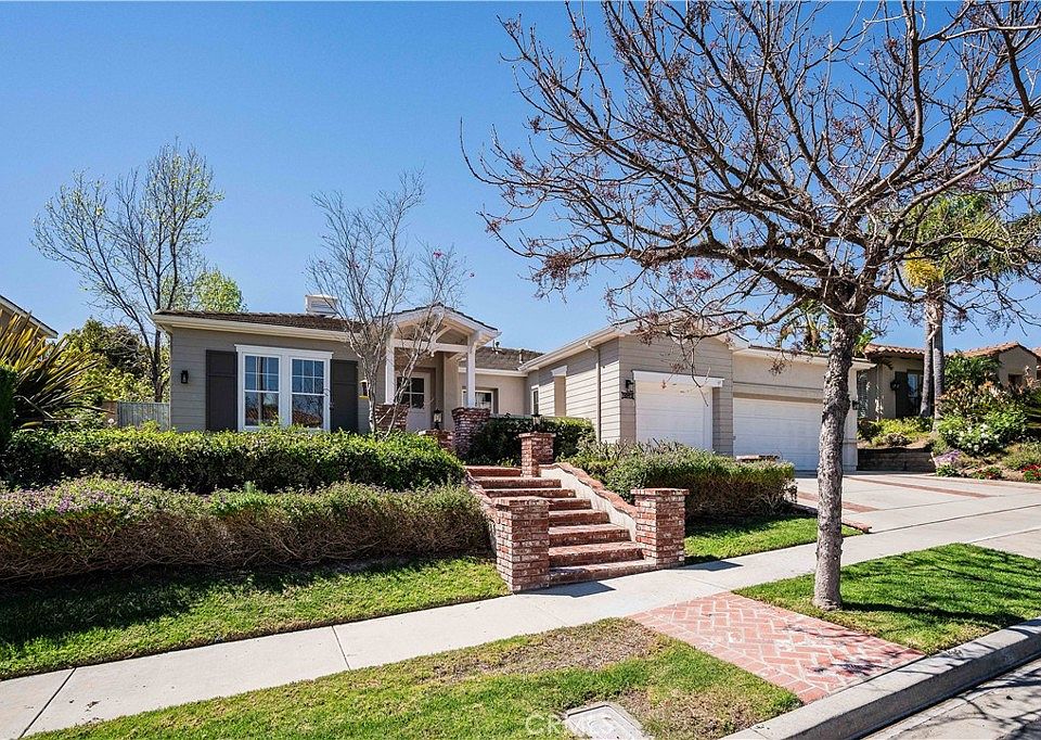 1st image of 1091 Via Rafael