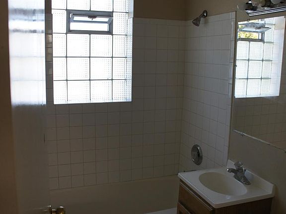 5th image of 2624 A N 6th St #2624 A
