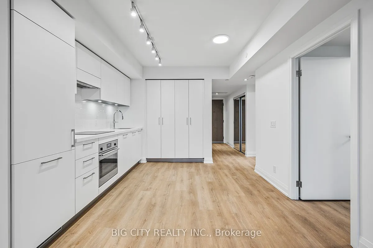 Building Photo - 36 Brentcliffe Rd #1310