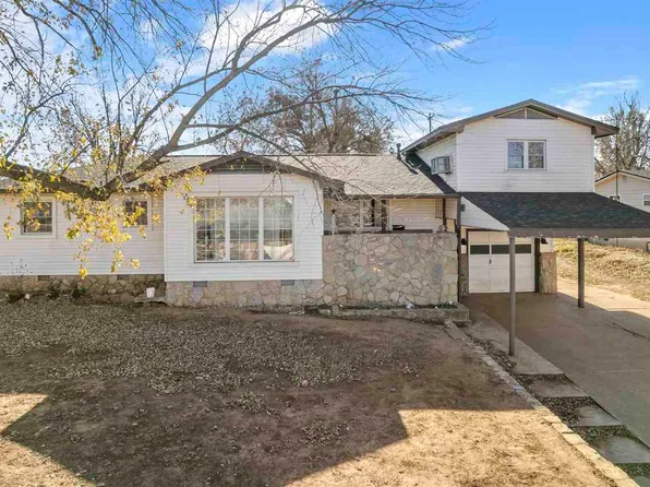 10 Camden Way, Perry, OK 73077