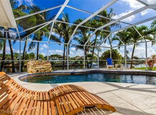 915 SE 28th Ter, Cape Coral, FL 33904